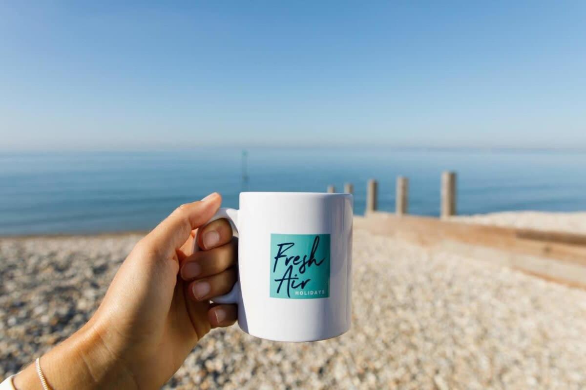 Two Bed Seafront Escape In East Wittering Apartment Екстериор снимка
